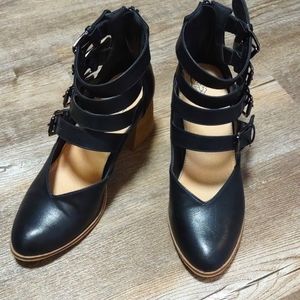 Beast Fashion black strappy heel buckle